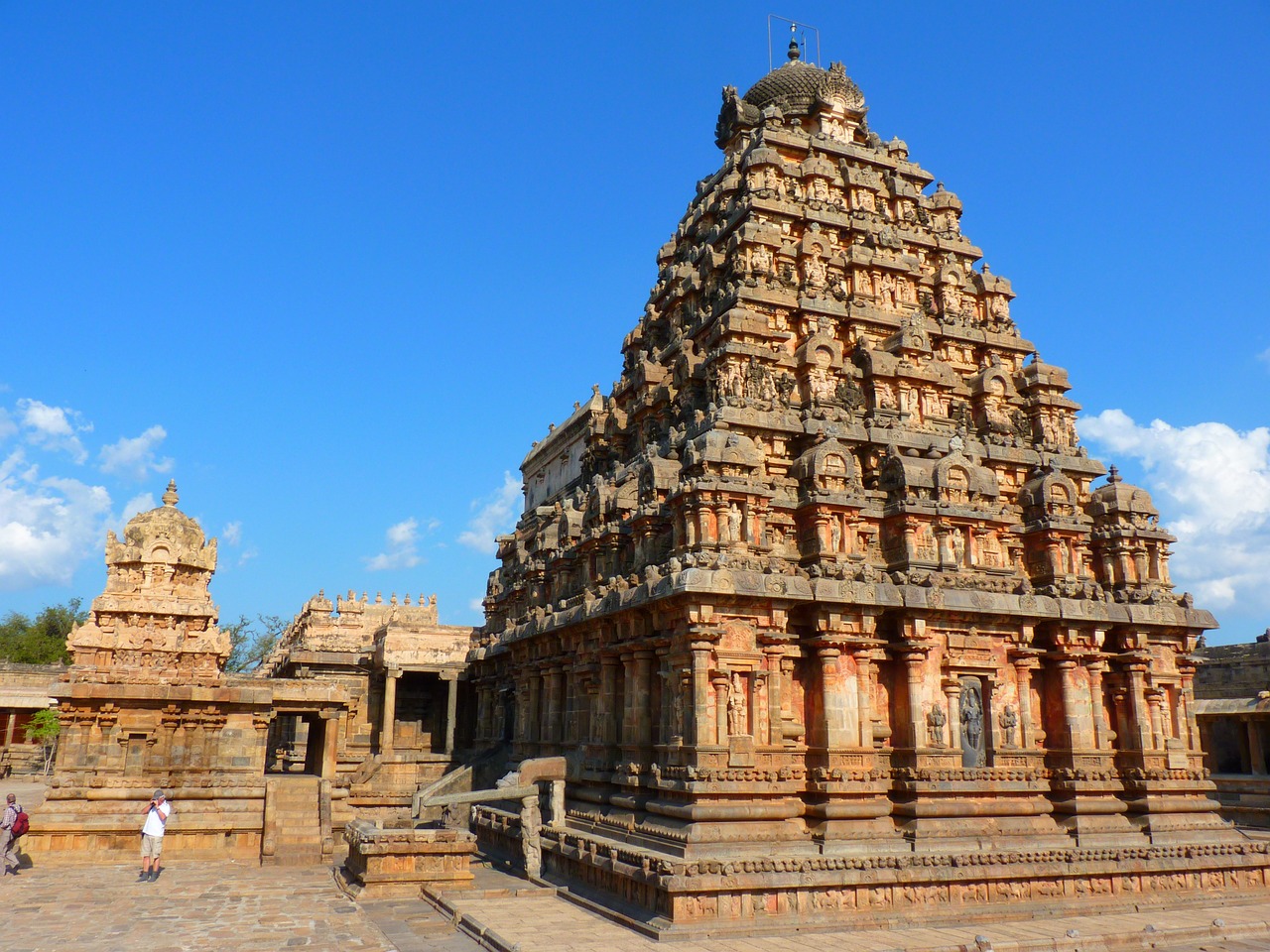 The Cultural Richness of the Chola Dynasty